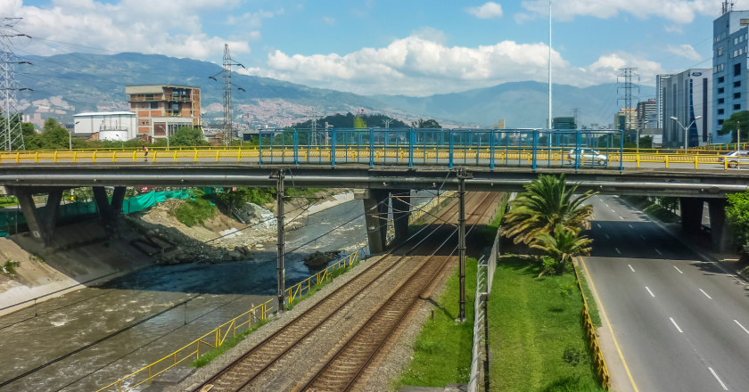 El Metro recupera la estabilidad de la margen del río Medellín